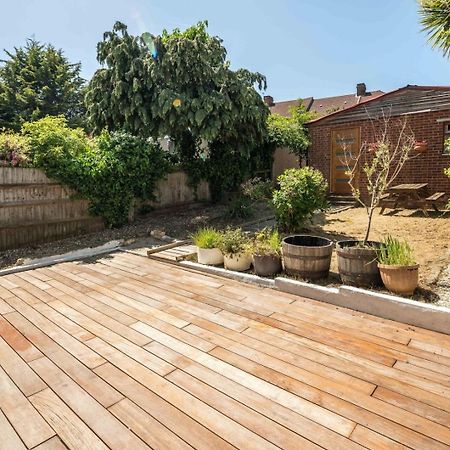 ロンドン Elegant 2Bd House With Garden And Decked Patioヴィラ エクステリア 写真